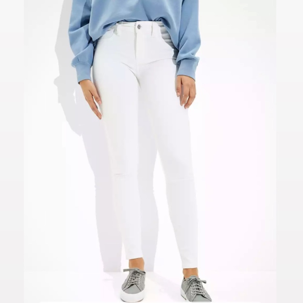AE Next Level Low-Rise Jegging White Skinny Jeans